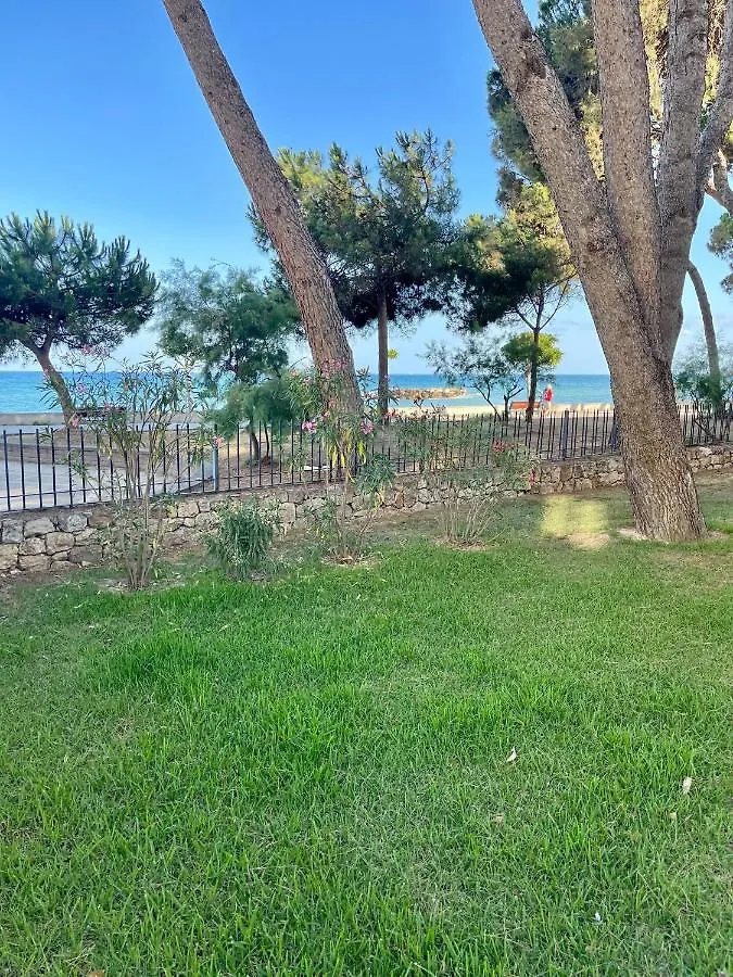 Apartment Ferienwohnung Apartbeach Miramar Climatizado Y Bonitas Vistas Playa Cambrils Spanien